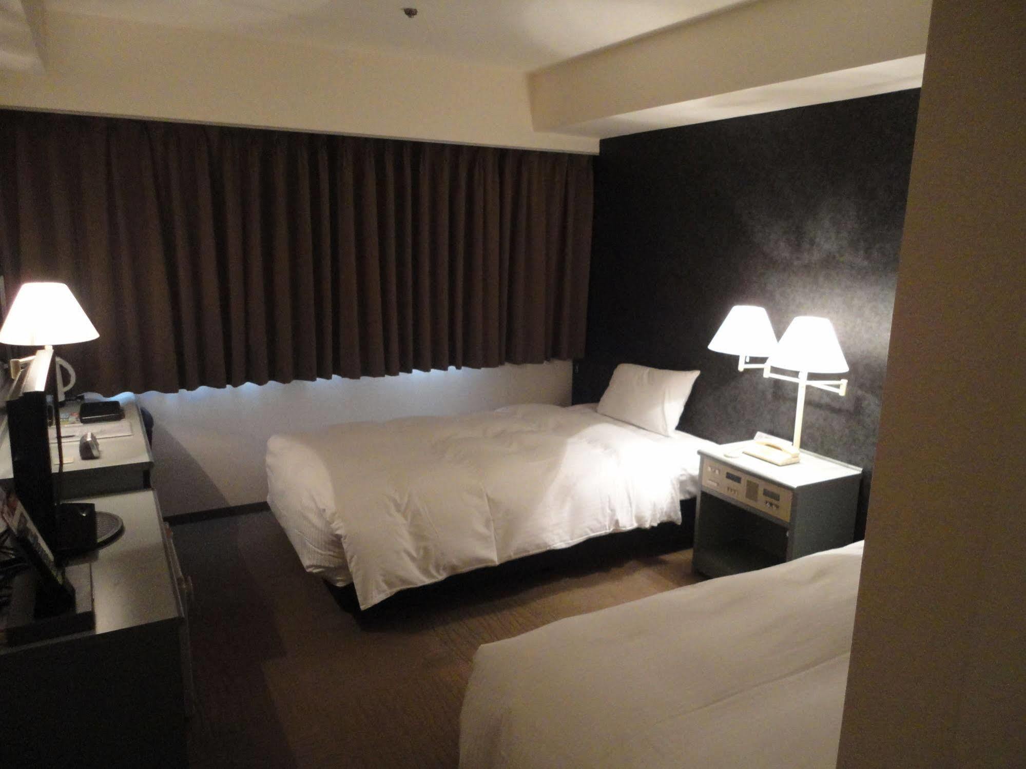 Green Rich Hotel Nishitetsu Ohashi Ekimae Fukuoka  Dış mekan fotoğraf